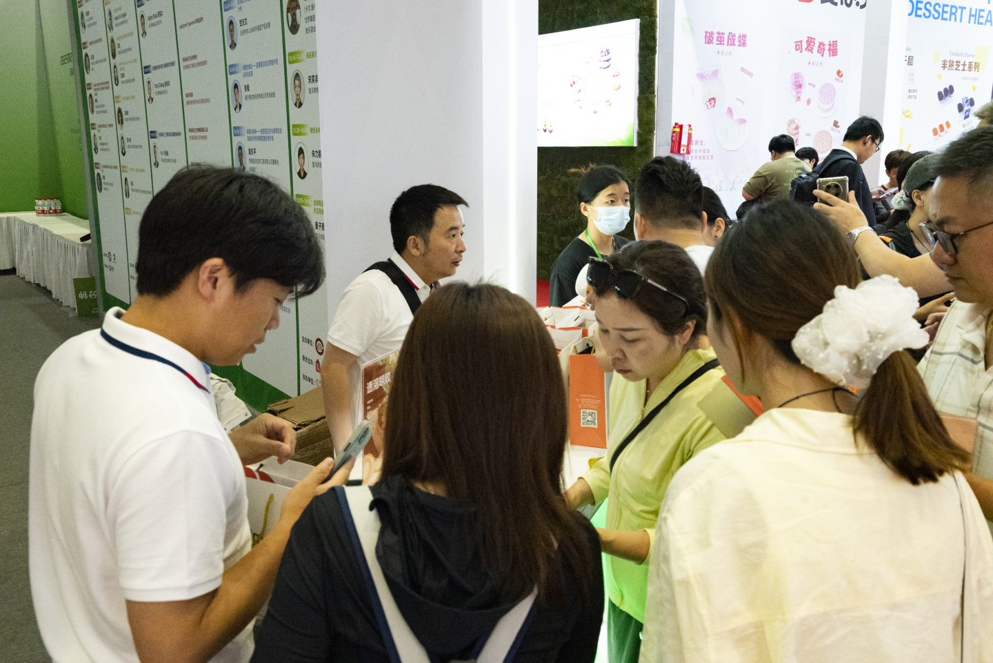 Distribution of JW Animal Gelatin Instant Gelatin Samples